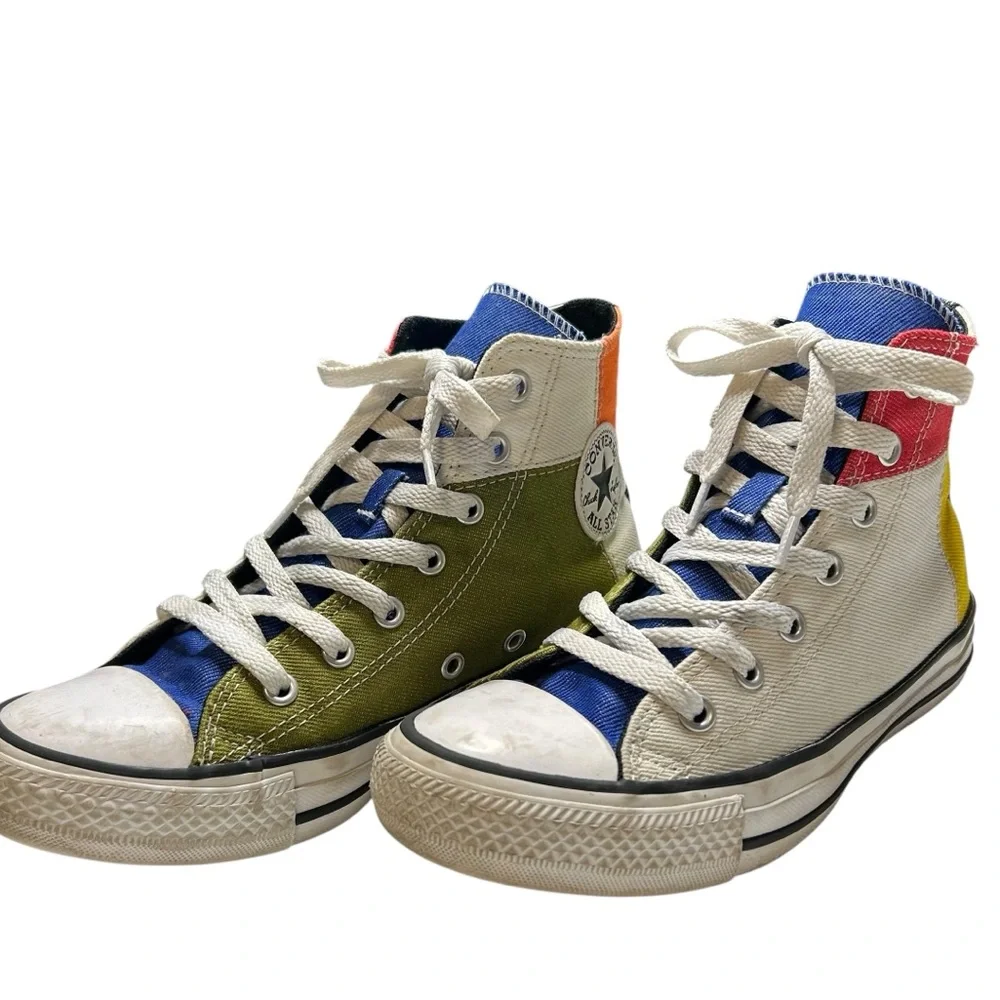 CONVERSE | Chuck Taylor Hi Top Patchwork Sneaker - White‎ + Multi - Sz Youth 3.5